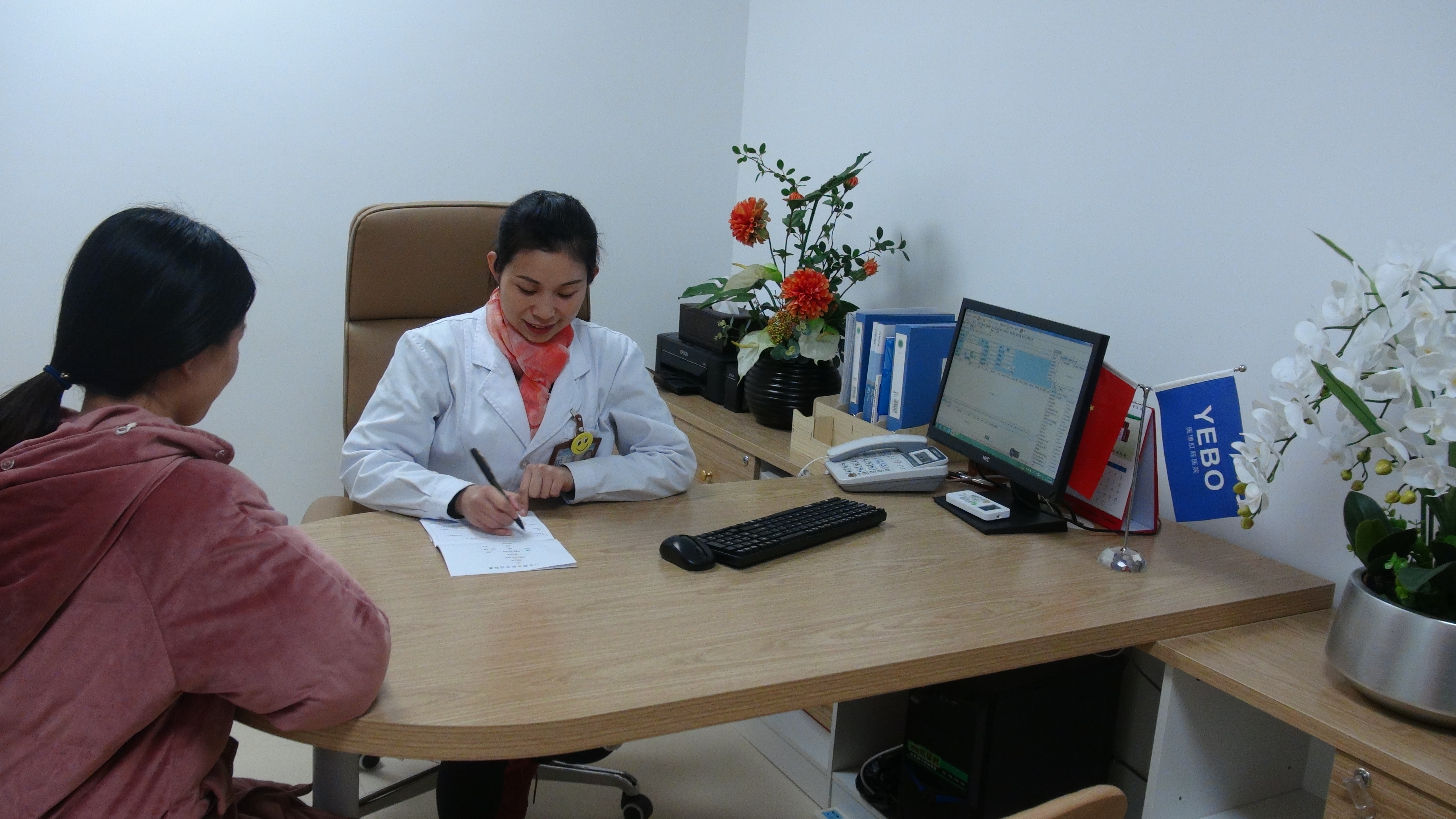 南寧醫(yī)博醫(yī)院微創(chuàng)技術(shù)治痔瘡靠譜嗎？