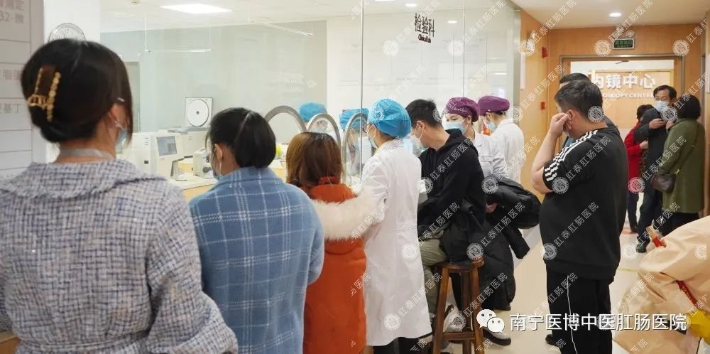 南寧醫(yī)博13周年慶&ldquo;胃腸養(yǎng)護(hù)中心&rdquo;暨&ldquo;博士工作站&rdquo;揭牌儀式圓滿成功